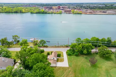25653 W River Rd, Grosse Ile, MI 48138 photo 26