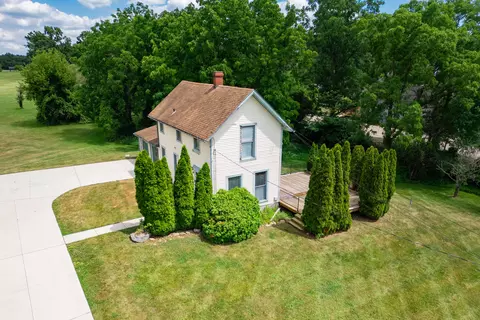 25653 W River Rd, Grosse Ile, MI 48138 photo 3