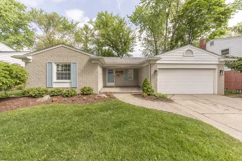 1670 Gloucester St, Plymouth, MI 48170