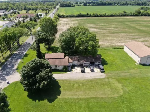 9625 Geddes Rd, Superior, MI 48198