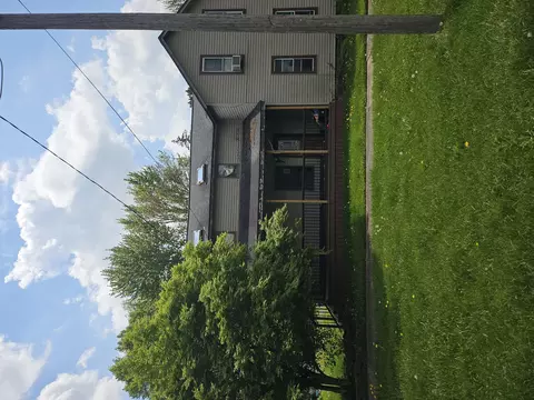 313 W Johnson St, Zilwaukee, MI 48604
