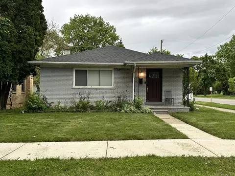 22400 W Chicago, Detroit, MI 48239