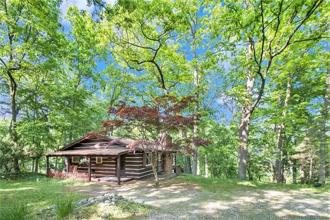 8721 Onandaga Rd, Independence, MI 48348