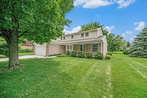 532 Lexington Ct, Saline, MI 48176
