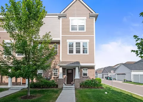 2500 Normandy Rd UNIT ROYAL, Royal Oak, MI 48073