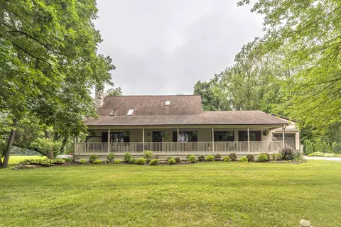 26899 S S Hl, Lyon, MI 48165