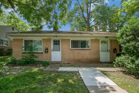 22192221 Dexter Ave, Ann Arbor, MI 48103