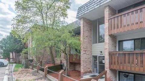 2124 Pauline Blvd UNIT ANN, Ann Arbor, MI 48103