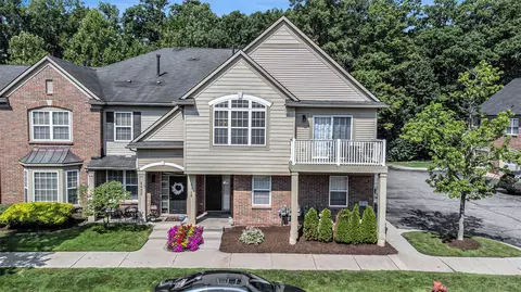 4014 Norwich Dr, Canton, MI 48188