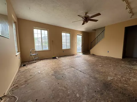 34756 Jefferson Ave, Harrison, MI 48045