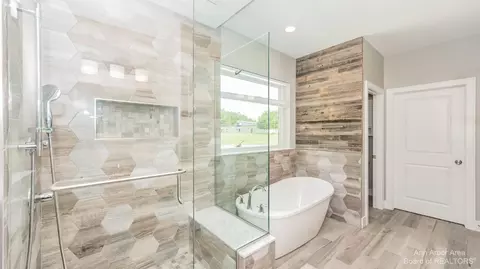Bath - APT 24 Loon Lane, Scio, MI 48103 photo 4 of 12