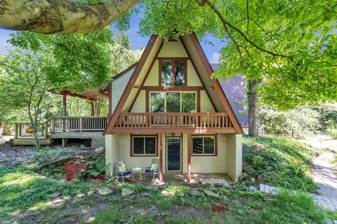 2160 E Delhi Rd, Scio, MI 48103