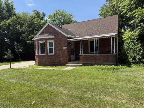 26655 Rosewood St, Roseville, MI 48066