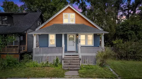 404 W Muir Ave, Hazel Park, MI 48030