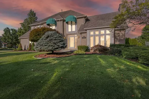 34578 Pembroke Ave, Livonia, MI 48152