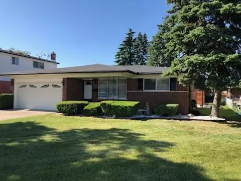 11053 Lorman Dr, Sterling Heights, MI 48312