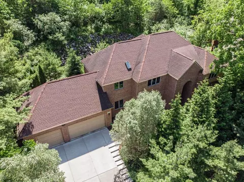 588 Green Rd, Ann Arbor, MI 48105