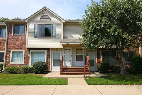 27723 Harrison Woods Ln, Harrison, MI 48045