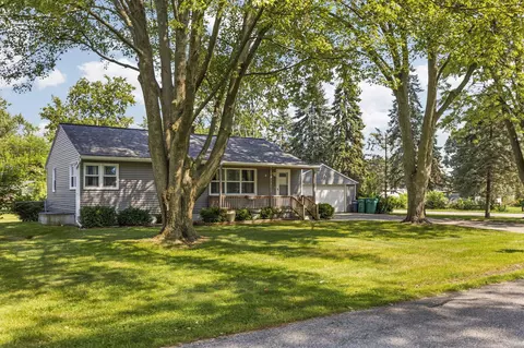 616 N Mohawk Ave, Ypsilanti, MI 48198