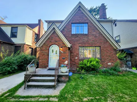 4489 Kensington Ave, Detroit, MI 48224