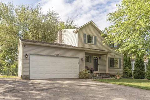 9083 Wildwood Lake Dr, Northfield, MI 48189