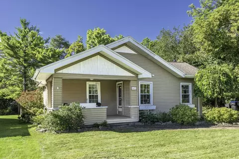 1493 Ainsley St, Ypsilanti, MI 48197