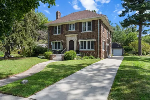 18244 Berg Rd, Detroit, MI 48219