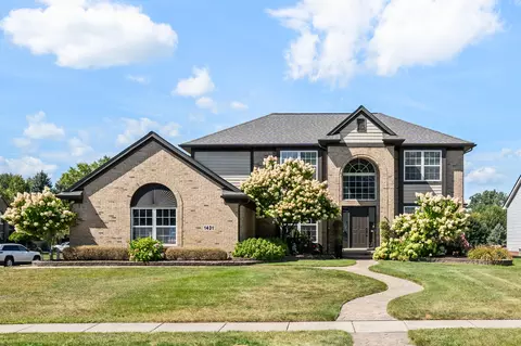 1431 Lee Wood Ridge Dr, Commerce, MI 48390