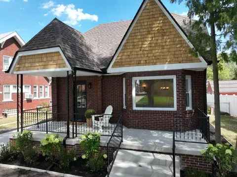1935 Church Pl, Trenton, MI 48183