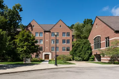 827 Asa Gray Dr UNIT ANN, Ann Arbor, MI 48105