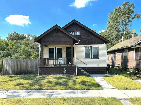 17569 Orleans St, Highland Park, MI 48203