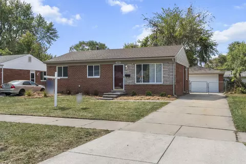 34161 Beaconsfield St, Clinton Township, MI 48035