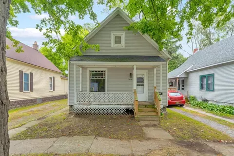 1610 16th St, Port Huron, MI 48060