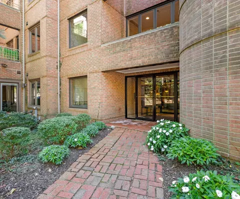 3000 Glazier Way UNIT ANN, Ann Arbor, MI 48105