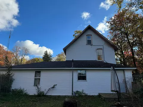 Exterior - 140 S Main St, Carsonville, MI 48419 photo 2 of 4