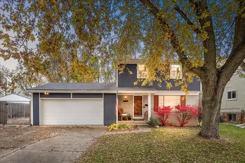 23218 Cora Ave, Farmington Hills, MI 48336