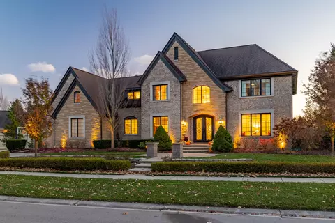 21043 Maybury Park Dr, Northville, MI 48167