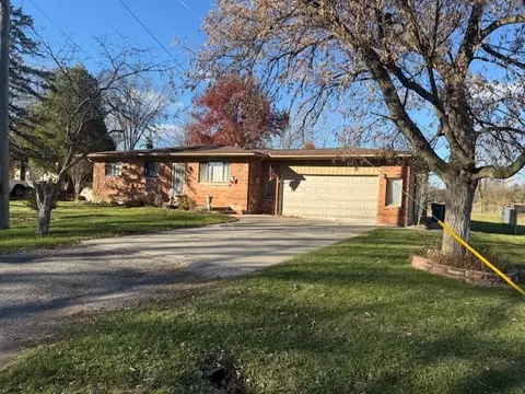 30882 Leelane St, Farmington Hills, MI 48336