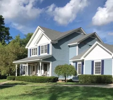 5470 Carey Rd, Commerce, MI 48382