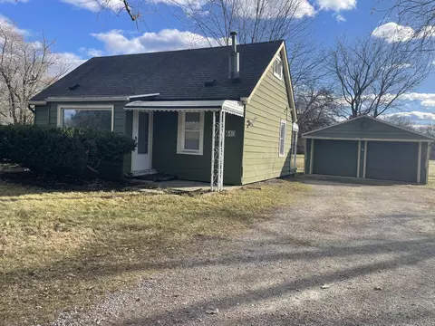 640 E Clark Rd, Ypsilanti, MI 48198