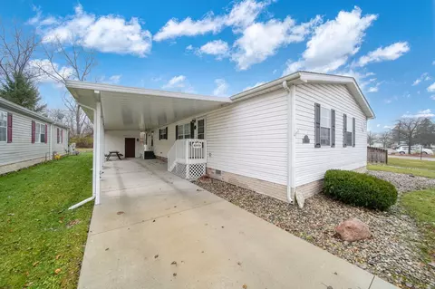 301 Hidden River Dr, Adrian, MI 49221