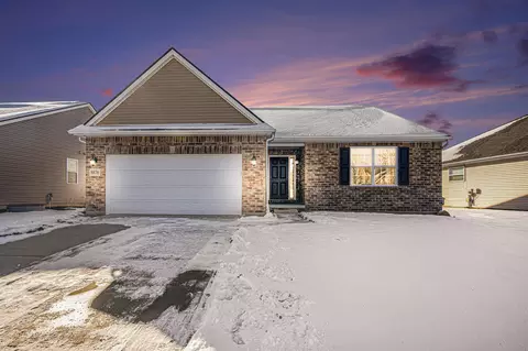 8876 Creekway Dr, Ypsilanti, MI 48197
