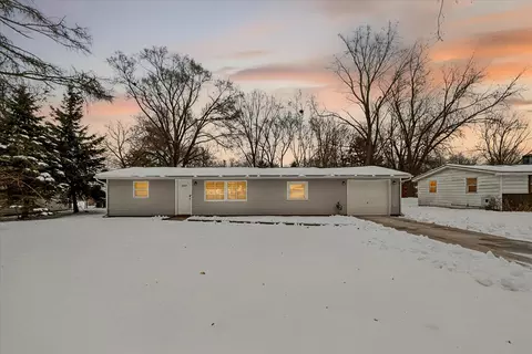 1360 Decker Rd, Walled Lake, MI 48390