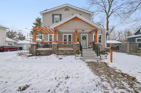 7 Oakwood St, Ypsilanti, MI 48197