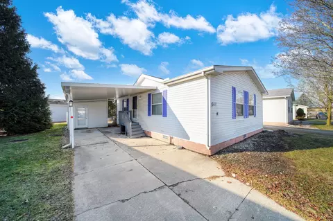 217 Red River Dr, Adrian, MI 49221