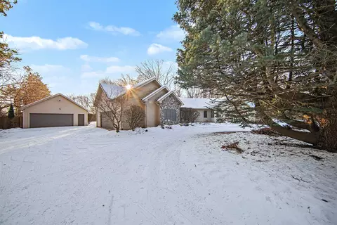2000 Evergreen Trl, Summit, MI 49203