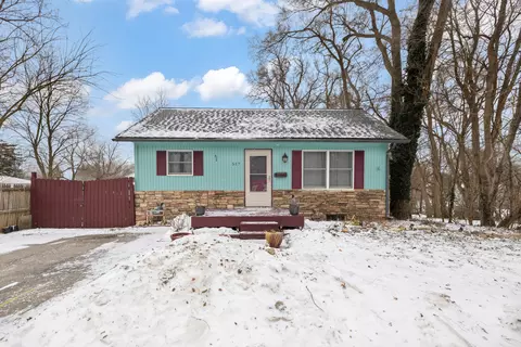 517 W Commerce St, Milford, MI 48381