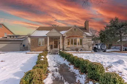 1826 Beaver St, Dearborn, MI 48128