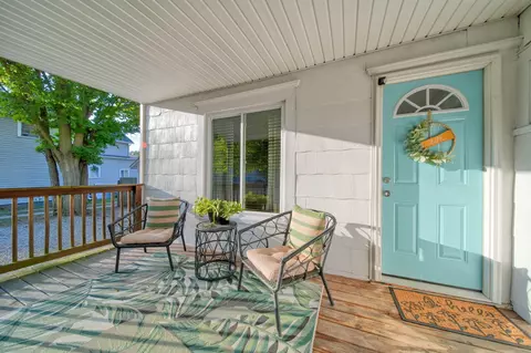 136 E Chestnut St E, Adrian, MI 49221