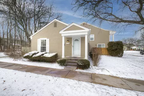 23439 Stonehenge Blvd, Novi, MI 48375